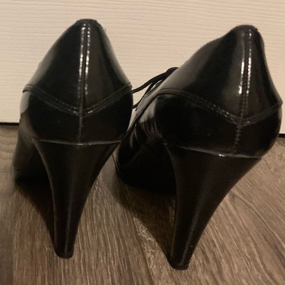 COPY - Victor Alfaro , Black Patent Lace Up Dress Shoes, Size 7, Good Condition - Picture 8 of 16